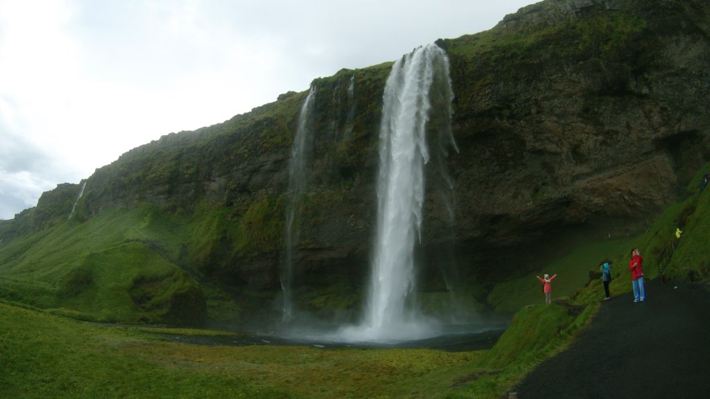 seljalandsfoss10.jpg