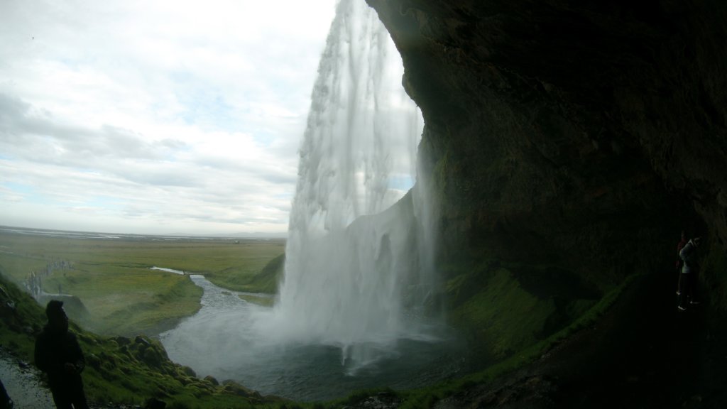 seljalandsfoss11.jpg