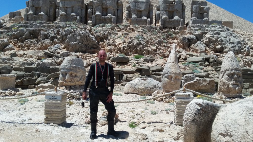 mountnemrut29.jpg