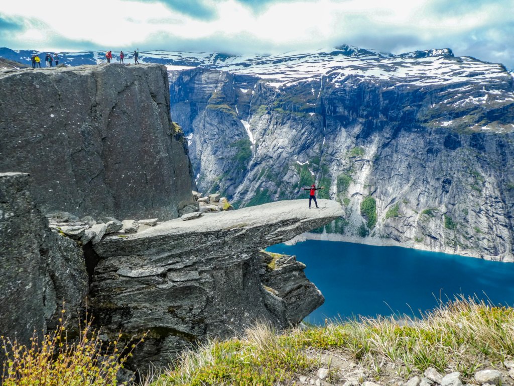 trolltunga53.jpg